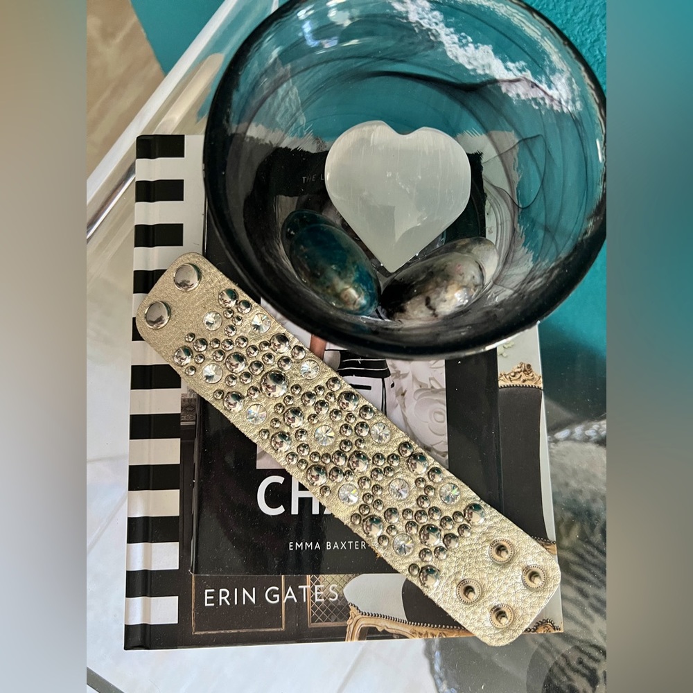 Gold Leather SWAROVSKI Crystals Silver Flat Studs Wrist Cuff Bracelet S M 💛🥰